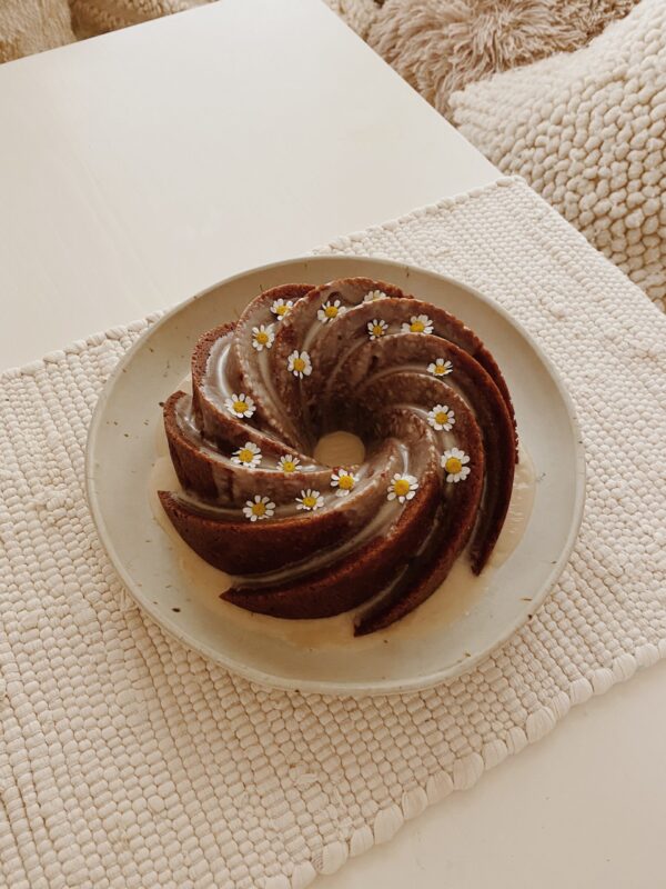 apple bundt cake with honey glaze